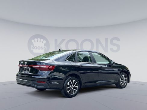 Used 2025 Volkswagen Jetta S FWD image 11