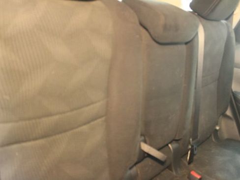 Used 2016 Nissan Rogue S FWD image 13