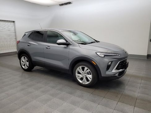 Used 2025 Buick Encore GX Preferred FWD image 11