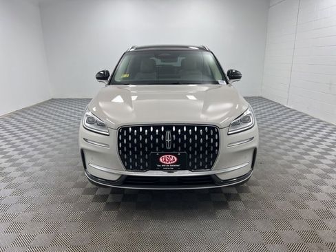 Used 2023 Lincoln Corsair Reserve w/ Equipment Group 201A image 2