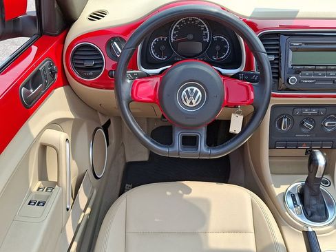 Used 2013 Volkswagen Beetle 2.5 FWD image 3