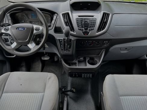 Used 2018 Ford Transit 150 XLT image 13