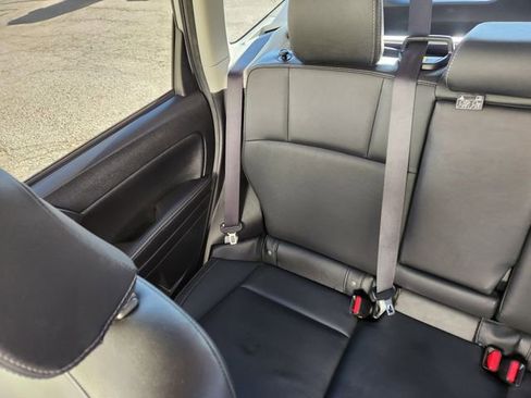 Used 2018 Subaru Forester 2.5i Limited image 16