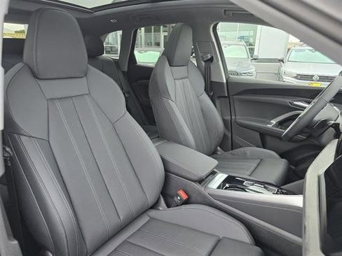 Used 2025 Audi Q5 Premium Plus image 17