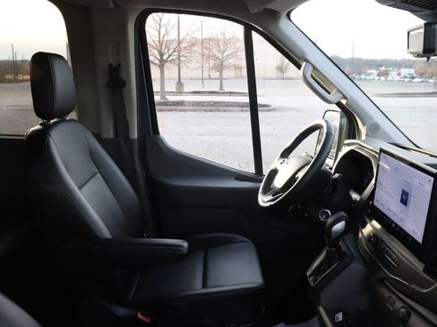 Used 2025 Ford Transit 350 XL image 13