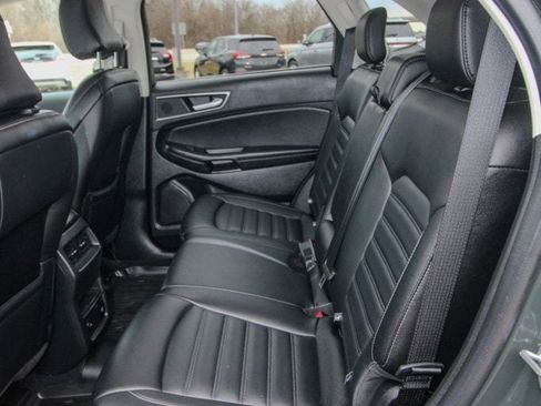 Used 2024 Ford Edge SEL w/ Convenience Package image 8
