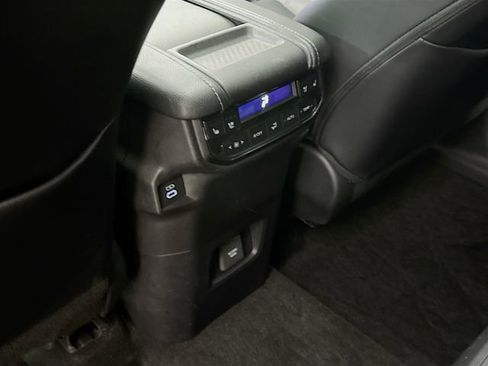 Used 2024 Toyota Grand Highlander AWD image 26