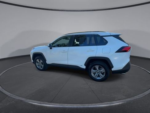Used 2025 Toyota RAV4 XLE image 11
