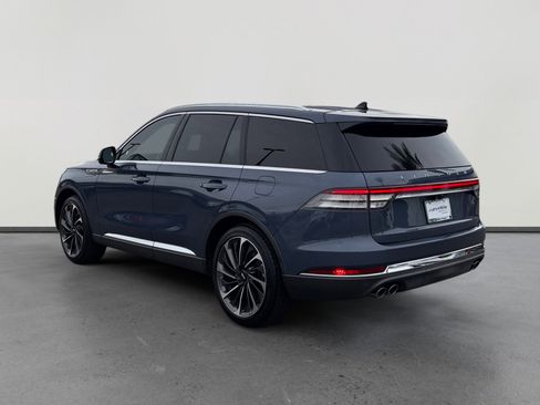 Used 2021 Lincoln Aviator Reserve w/ Equipment Group 202A image 3
