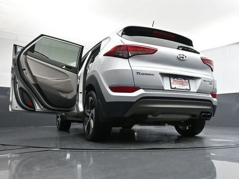 Used 2016 Hyundai Tucson Sport image 47