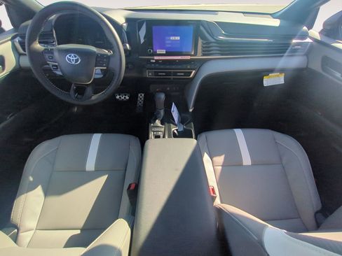 New 2026 Toyota Camry SE image 10