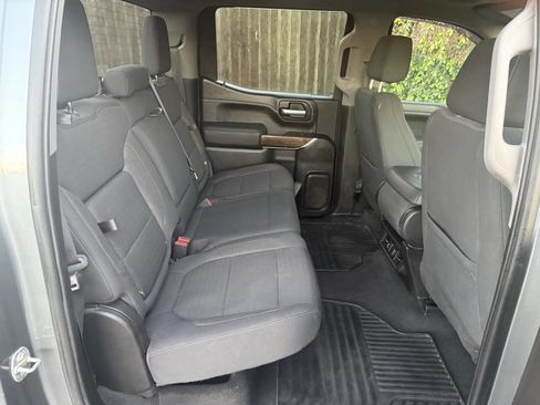 Used 2021 GMC Sierra 1500 Elevation image 19