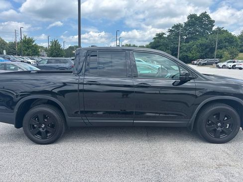 Used 2020 Honda Ridgeline Black Edition image 2