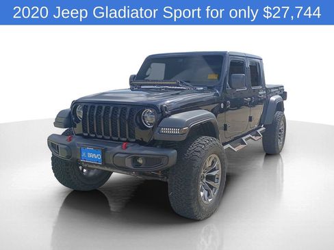 Used 2020 Jeep Gladiator Sport AWD/4WD image 2