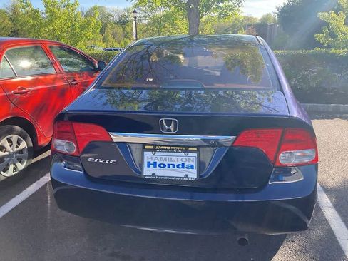 Used 2010 Honda Civic LX image 8