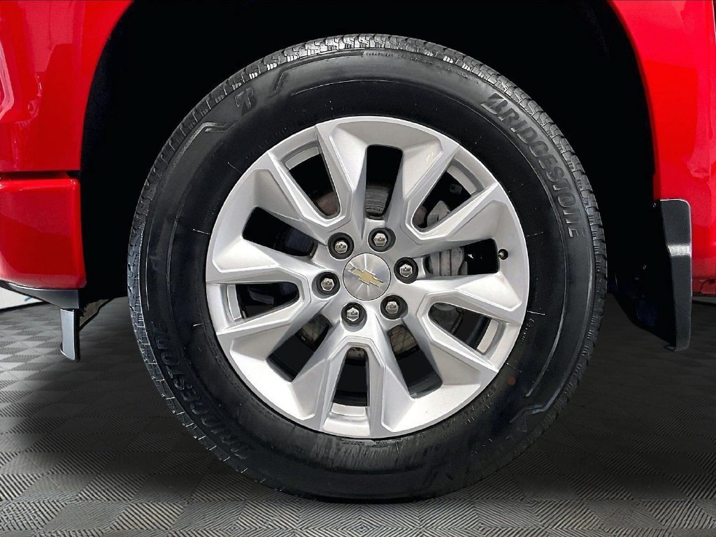 Used 2023 Chevrolet Silverado 1500 Custom AWD/4WD image 7
