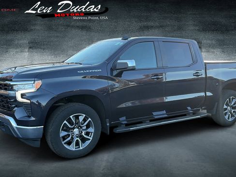 Used 2022 Chevrolet Silverado 1500 LT image 2