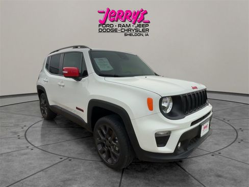Used 2023 Jeep Renegade Latitude image 13