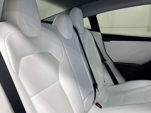 Used 2025 Tesla Model 3 Long Range image 25