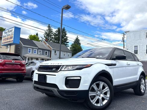 Used 2018 Land Rover Range Rover Evoque SE Premium AWD/4WD image 1