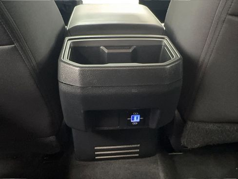 Used 2024 Toyota Tacoma SR image 37