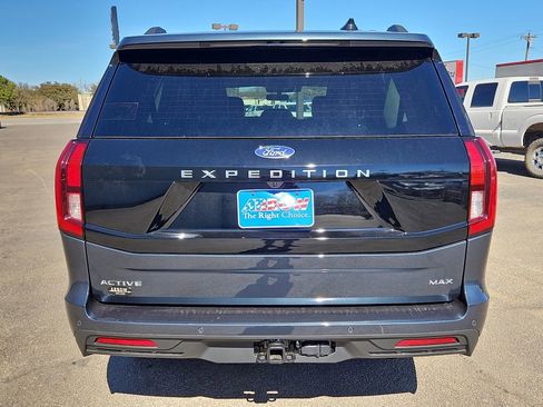 New 2026 Ford Expedition Max Active image 10