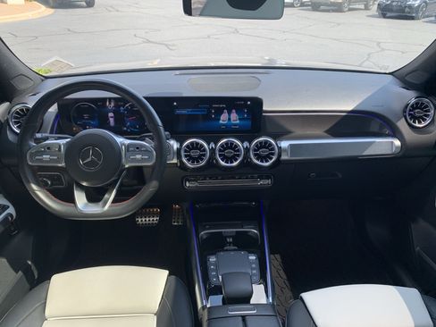 Used 2023 Mercedes-Benz GLB 250 image 30