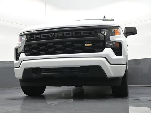 Used 2023 Chevrolet Silverado 1500 Custom RWD image 31
