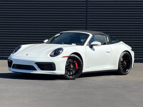 Certified 2023 Porsche 911 Targa 4 GTS w/ Premium Package AWD/4WD image 1