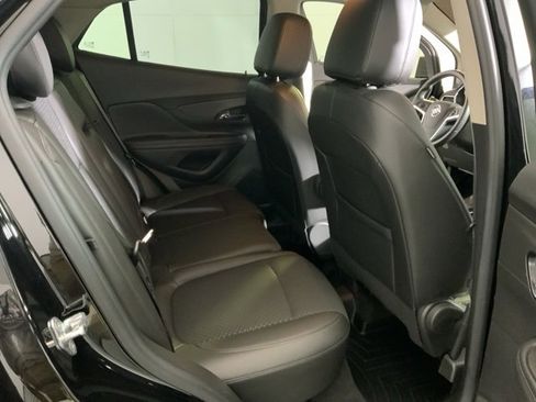 Used 2022 Buick Encore Preferred image 27