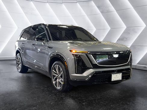 New 2026 Cadillac Vistiq Sport image 8