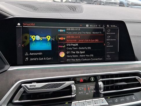 Used 2022 BMW X5 xDrive40i w/ M Sport Package AWD/4WD image 18