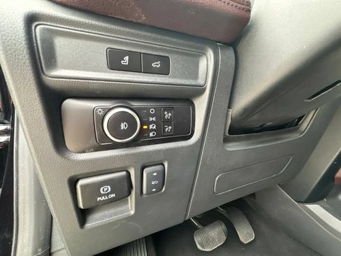 Used 2024 Ford Expedition Max Limited RWD image 25