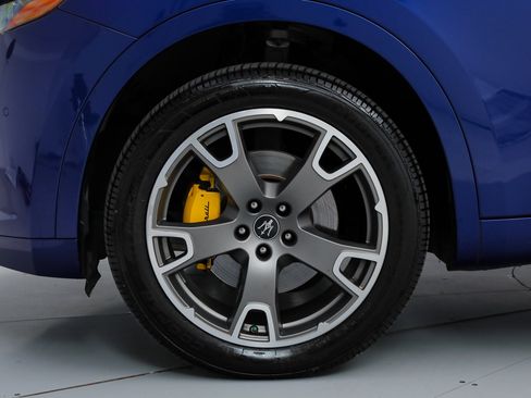 Certified 2023 Maserati Levante GT AWD/4WD image 20