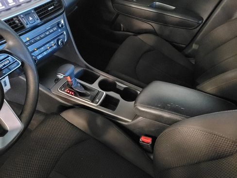 Used 2019 Kia Optima LX FWD image 26