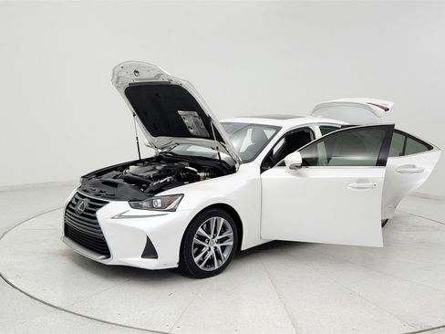 Used 2019 Lexus IS 300 w/ Accessory Package 2 RWD image 9