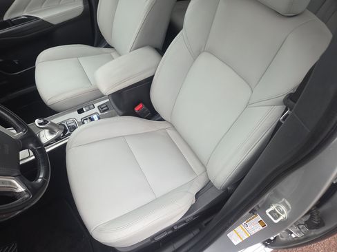 Used 2022 Mitsubishi Outlander LE AWD/4WD image 13