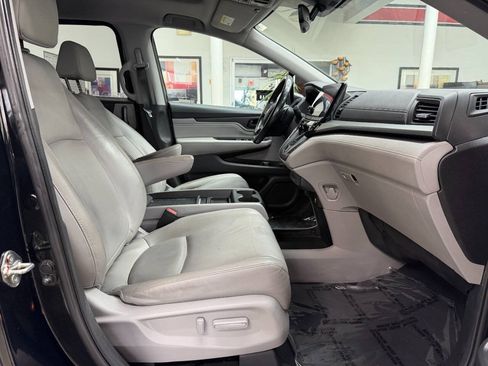 Used 2019 Honda Odyssey Touring image 15
