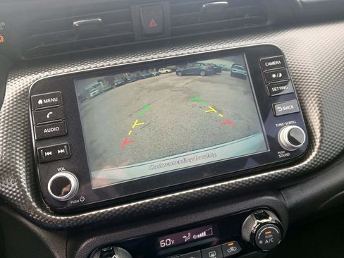 Used 2022 Nissan Kicks SV FWD image 14
