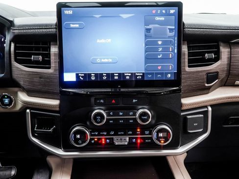 Used 2024 Ford Expedition Max Limited image 23