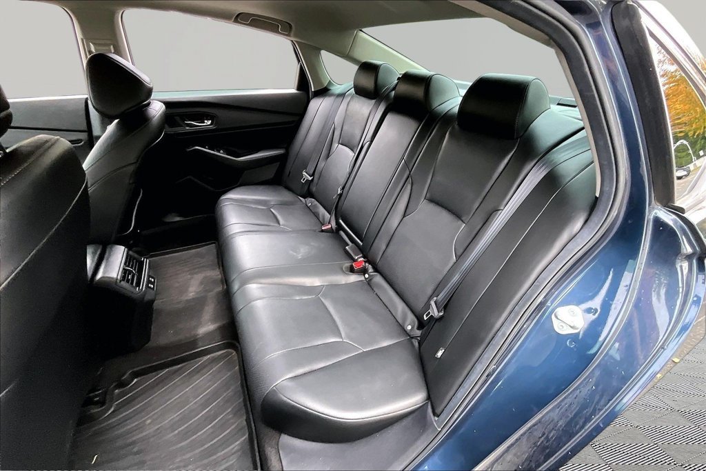 Used 2024 Honda Accord Touring image 18