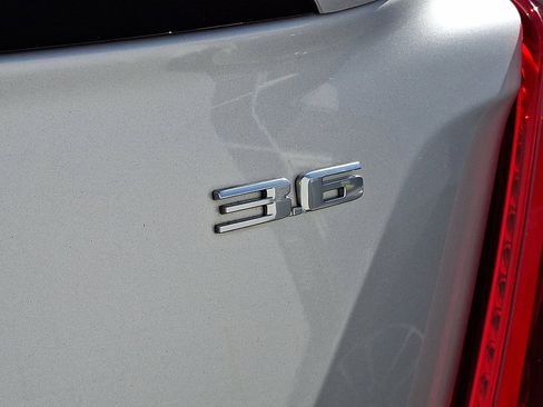 Used 2019 Cadillac XTS Luxury image 30