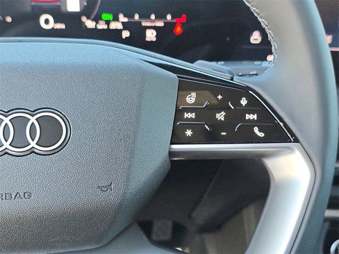 New 2025 Audi Q5 Premium image 21