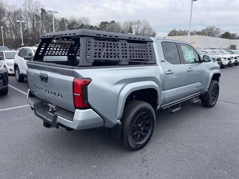New 2025 Toyota Tacoma SR5 image 12