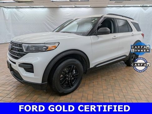 Certified 2023 Ford Explorer XLT w/ Class IV Trailer Tow Package image 3