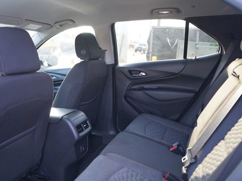 Used 2021 Chevrolet Equinox LT FWD image 15