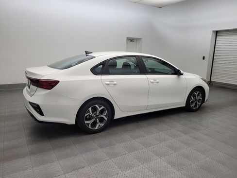 Used 2021 Kia Forte LXS FWD image 10
