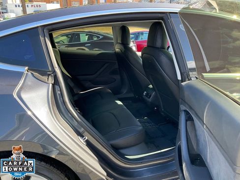 Used 2018 Tesla Model 3 Long Range image 48
