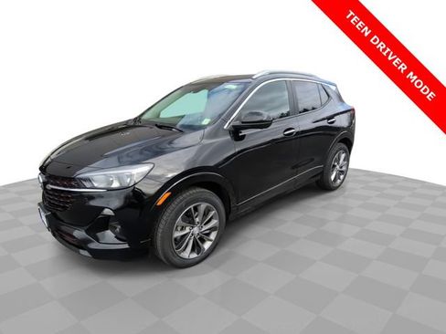 Used 2021 Buick Encore GX Select w/ Advanced Technology Package image 4