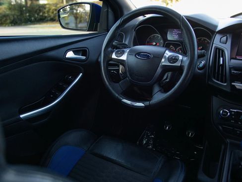 Used 2013 Ford Focus ST image 37